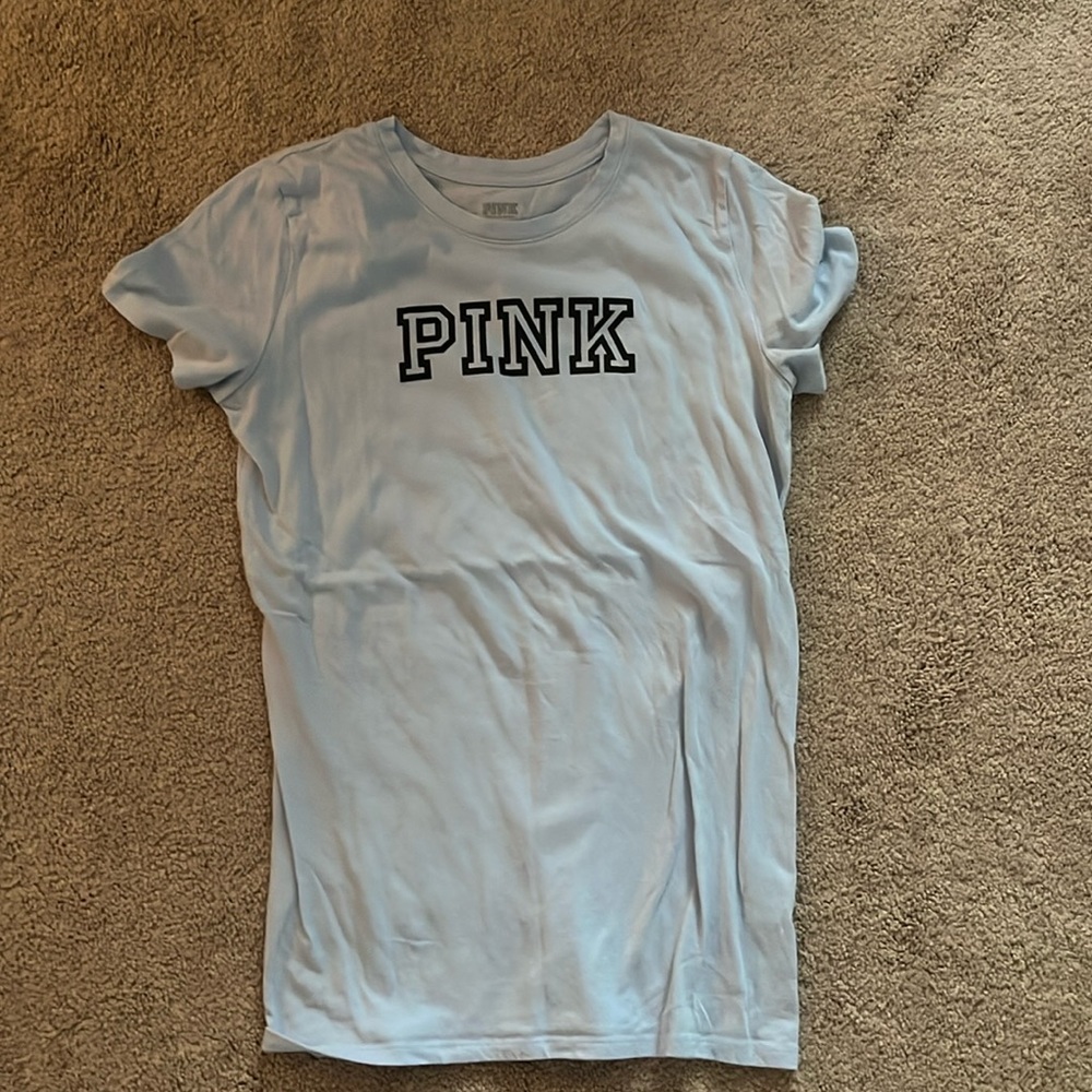 Women’s light blue tee shirt